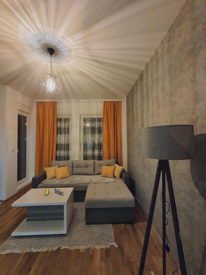Zara Apartman 1 Bijeljina Exterior foto