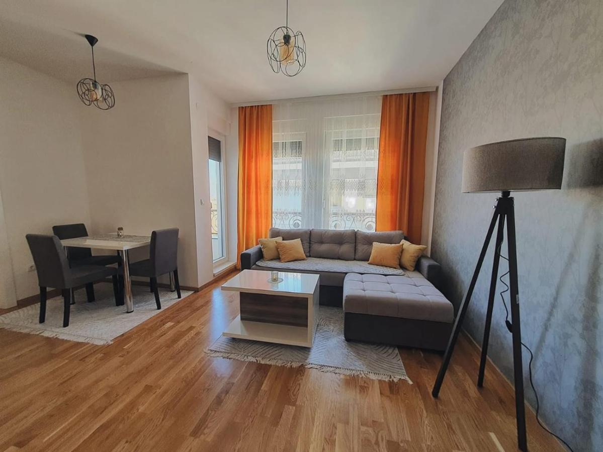Zara Apartman 1 Bijeljina Exterior foto