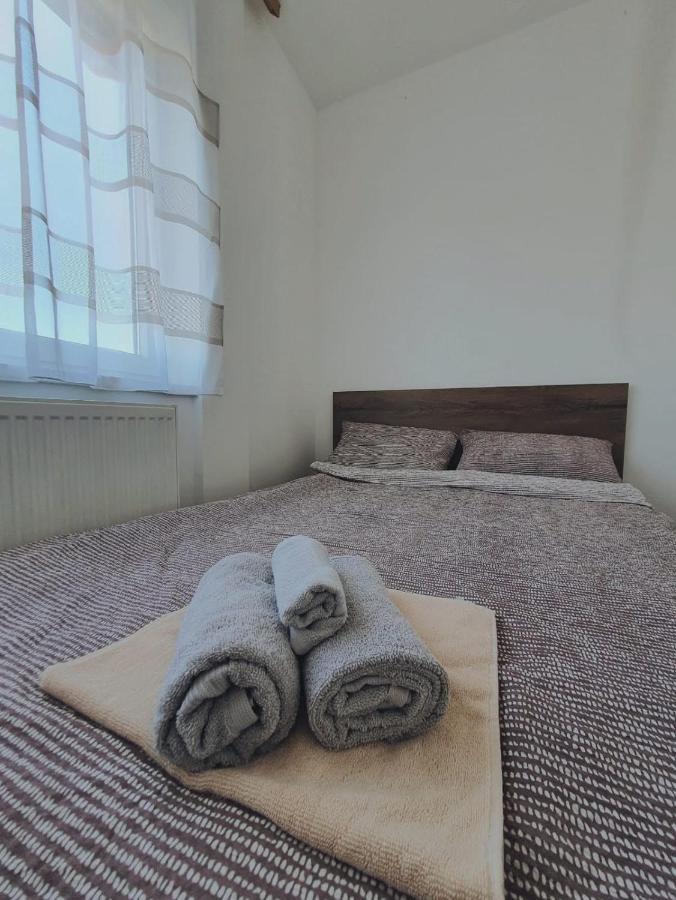 Zara Apartman 1 Bijeljina Exterior foto